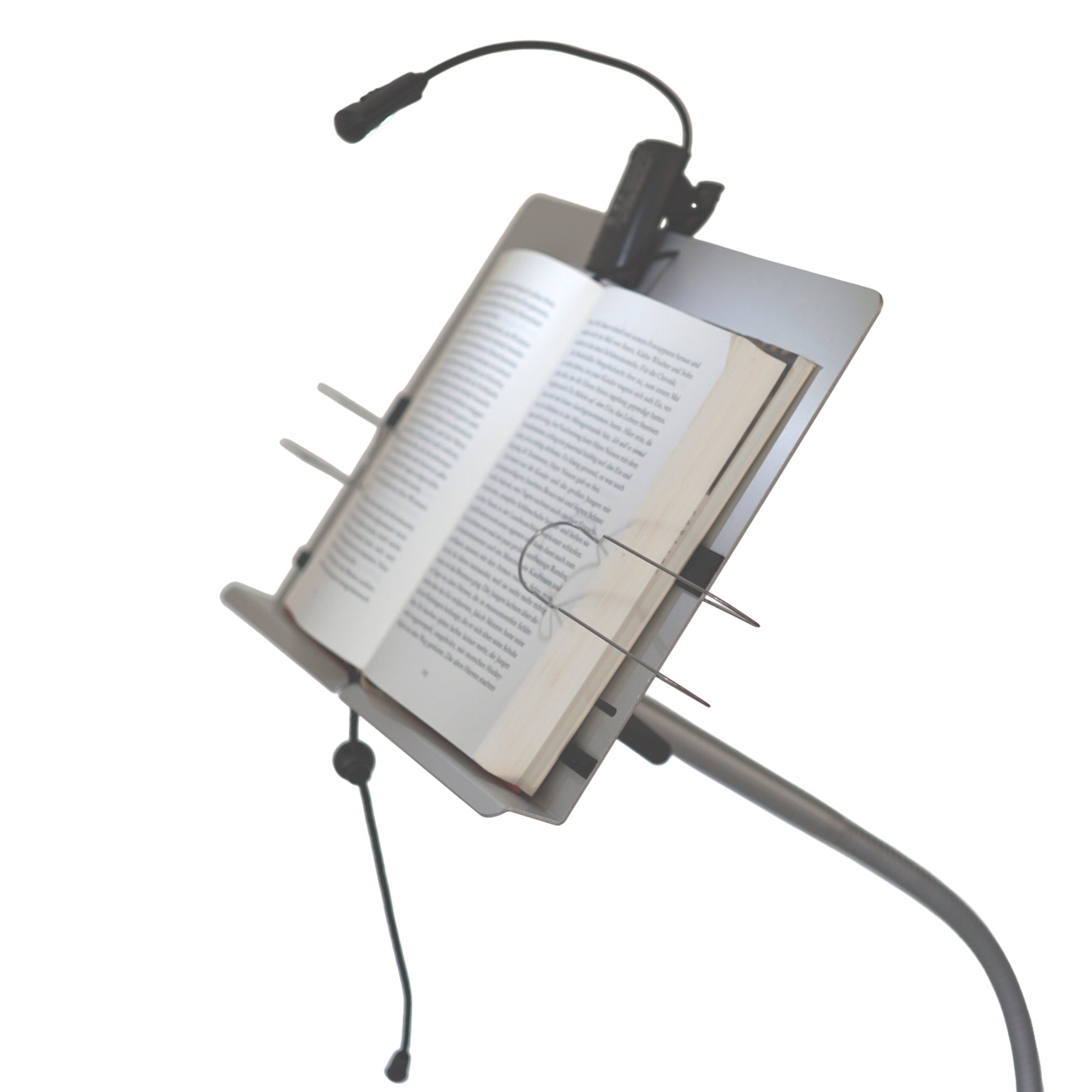 Der easyread Leseständer aus Aluminium steht für Klarheit, Stabilität und langlebige Qualität.
Das Material Aluminium verbindet geringes Gewicht mit hoher Festigkeit und einer reduzierten, funktionalen Form